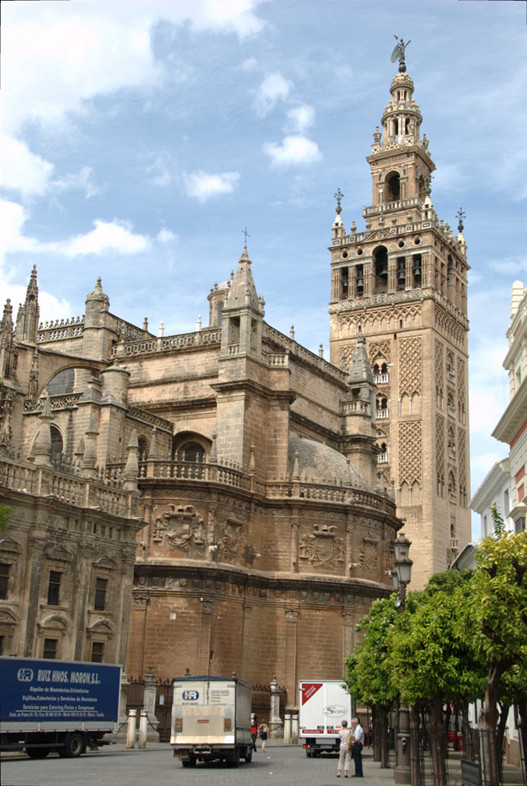 Seville, Spain: El Giralda
