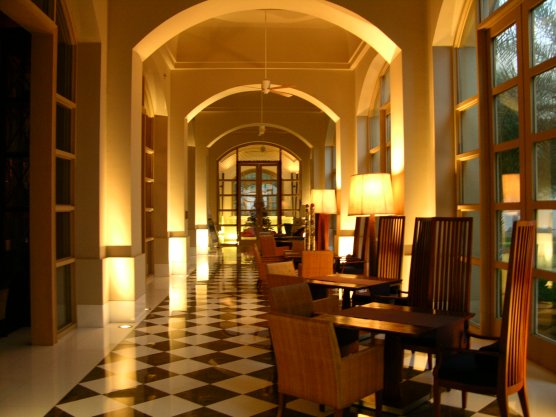 New Delhi, India: Gurgaon Trident Hilton Interior