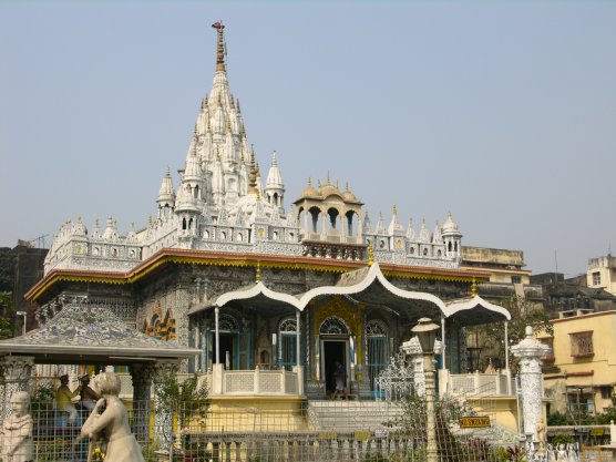 Kolkata, India: Mirrored Jain Temple