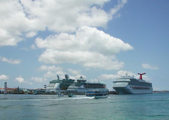Nassau, Bahamas: Cruise Ships at Dock